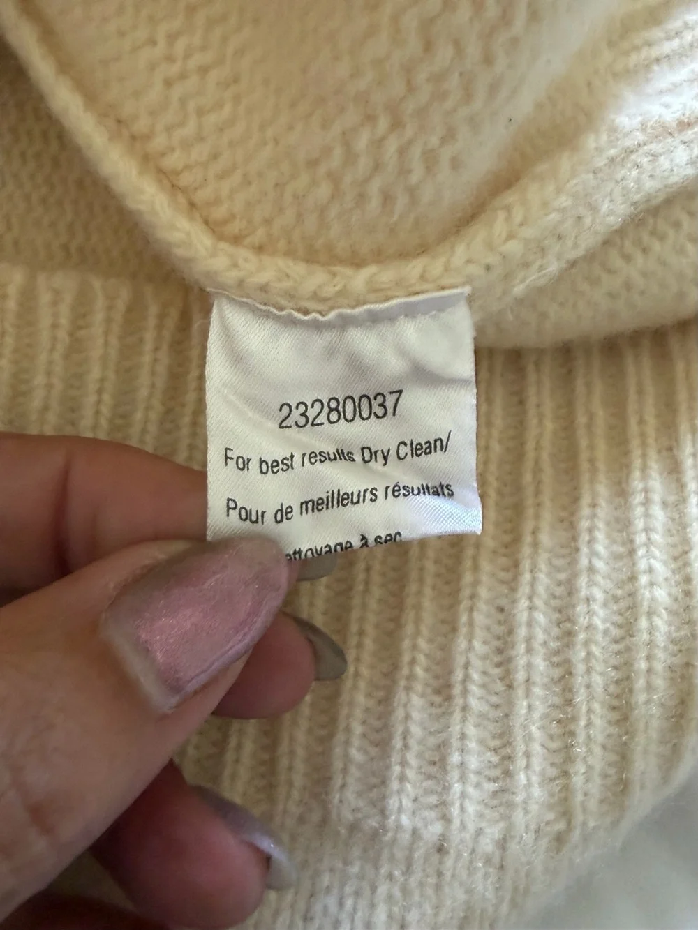 Club Monaco Men’s 100% Lambs Wool Cream Sweater Vest Size XL